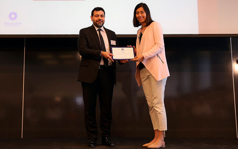 PAÜ’lü akademisyen Prof. Dr. Ak’a BAGEP Ödülü