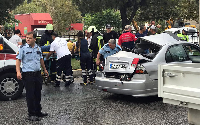 Fevzi Çakmak Bulvarı’nda kaza: 1’i ağır, 3 yaralı
