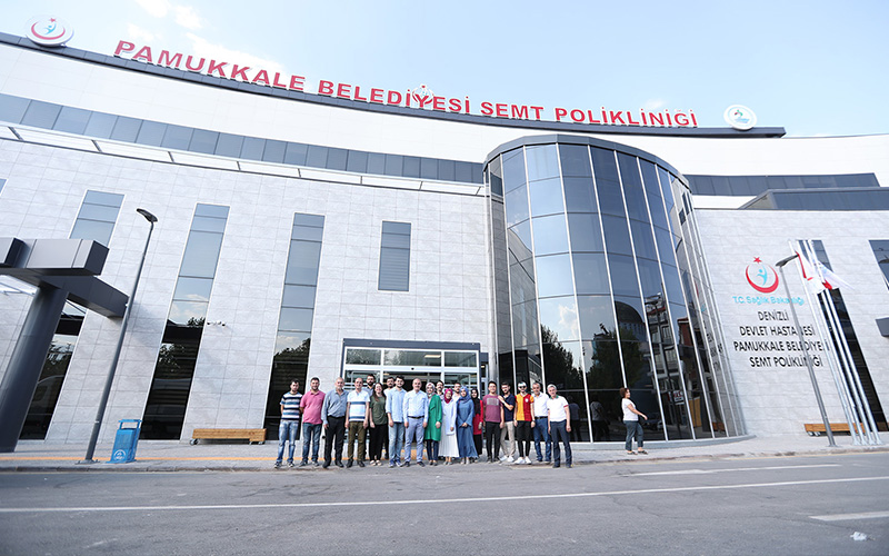 Başkan Gürlesin projeleri gençlere tanıttı
