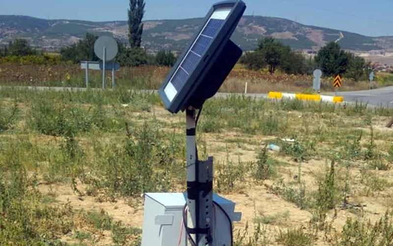 Polis ikaz lambası çalındı