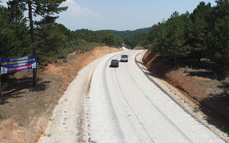 Süleymanlı yolu genişletilerek, asfaltlama yapıldı