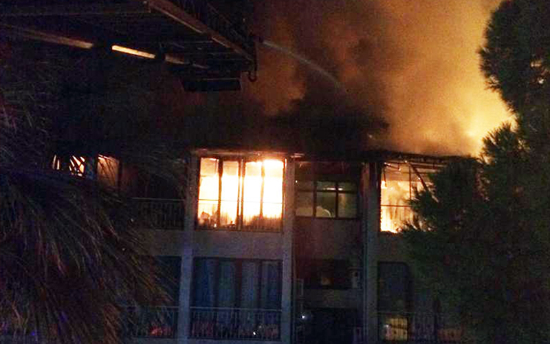 Denizli’de butik otelde yangın