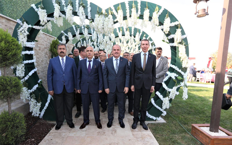 Pamukkale Belediyesi Kır Düğün Salonu açıldı