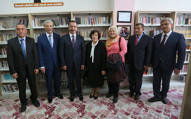 Emekli eğitimciden anlamlı bağış