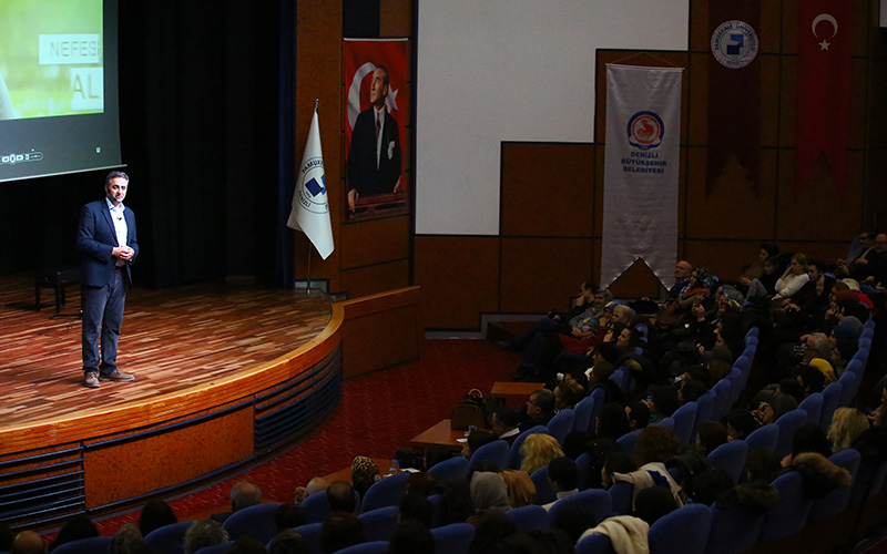 Yazar Bülent Gardiyanoğlu’ndan kişisel gelişim semineri