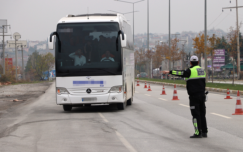 Denizli’de Kış lastiği takmayan 10 sürücüye ceza