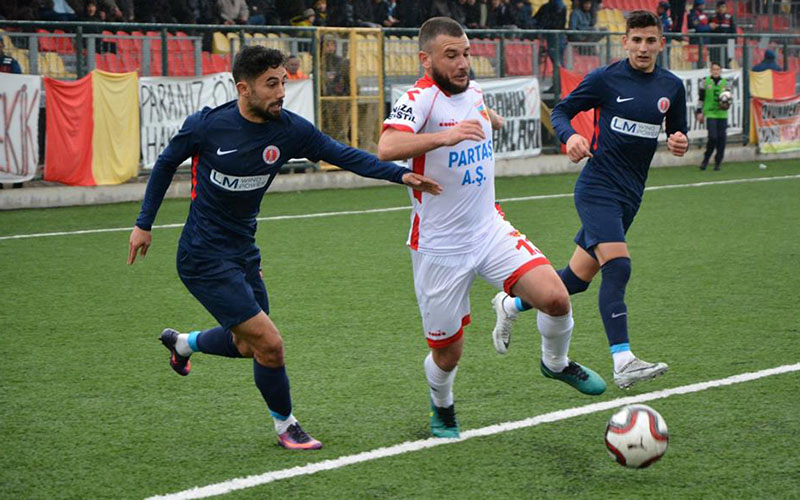 Kızılcabölükspor, Bergama Belediyespor’u yenemedi: 1-1