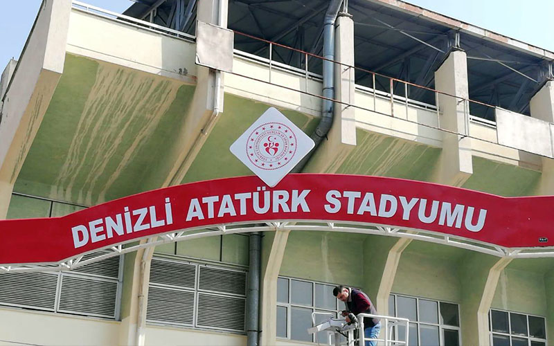 D20haber.com gündeme taşıdı, o tabela yeniden asıldı