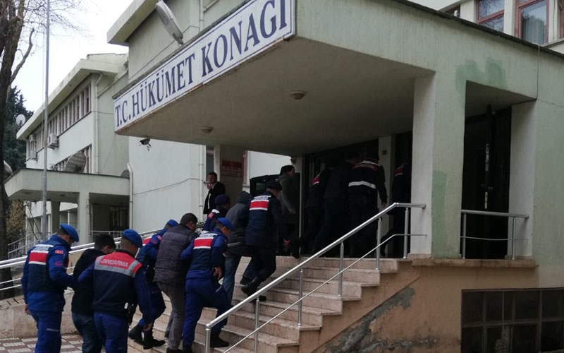 Kaçak kazı operasyonunda 17 kişi gözaltına alındı
