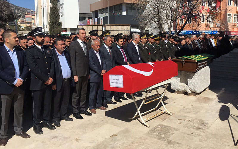 Astsubay son yolculuğuna uğurlandı
