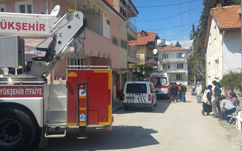 Yaşlı kadın yatağında ölü bulundu