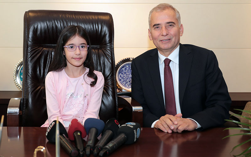 Başkan Zolan’ın koltuğuna 4. sınıf öğrencisi oturdu