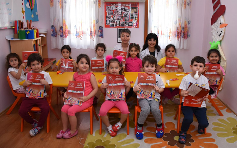Okullarda akılcı ilaç kullanma eğitimi