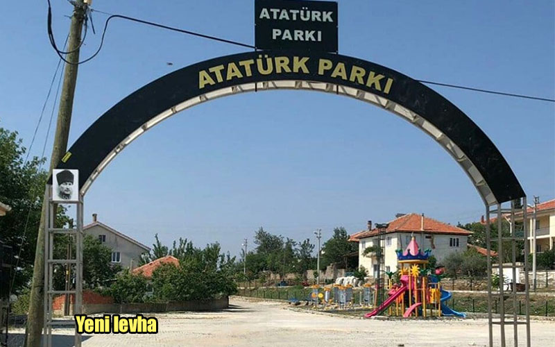 Atatürk ismi AK Partili Başkan ile parktaki yerini aldı