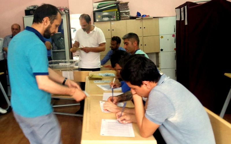 Honaz’da sandıklar kapandı, sayım başladı