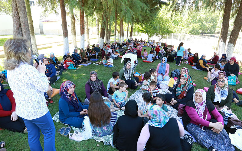 Kadınlar, ‘Benim mahallem’ projesiyle Cankurtaran kampında