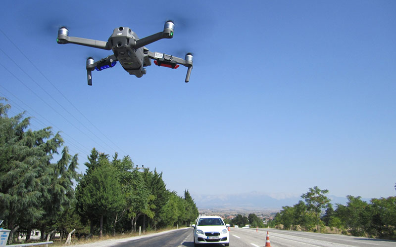 Drone ile güvenli yol uygulaması