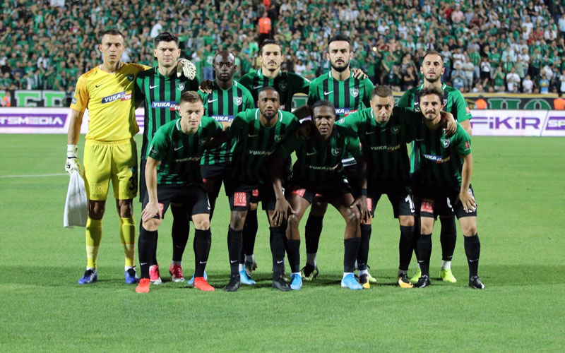 Denizlispor kasasına 43 milyon lira girdi