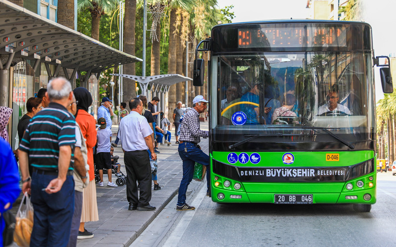 Bayramda toplu taşıma hizmeti 2 gün ücretsiz