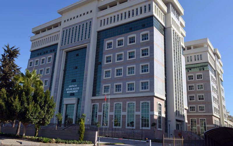 FETÖ’nün Türkiye öğretmenler sorumlusu ile 82 sanığın cezaları onandı