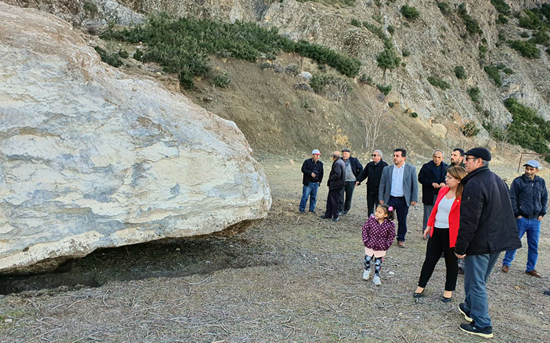 Karaca: 5 yıldır kayalar düşüyor can güvenliği yok