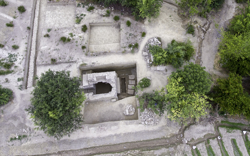 Denizli’de stadyum için araştırma yapılan arazide tarihi mezar bulundu