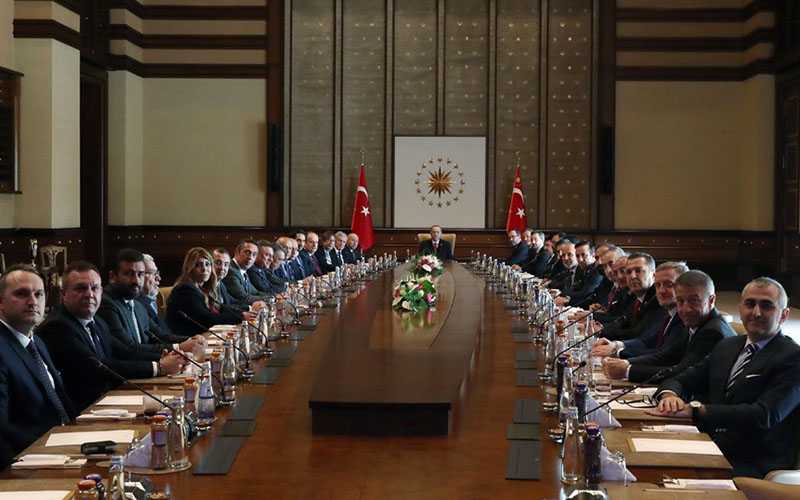 Cumhurbaşkanı Erdoğan, Çetin ve Kulüpler Birliği üyelerini kabul etti