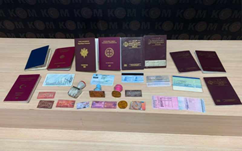 Sahte kimlik ve pasaport operasyonu