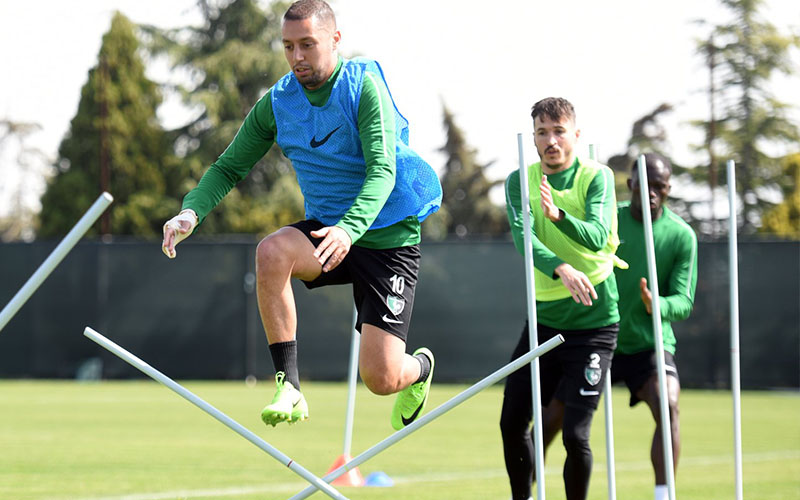 Denizlispor 27 Nisan’da topbaşı yapacak