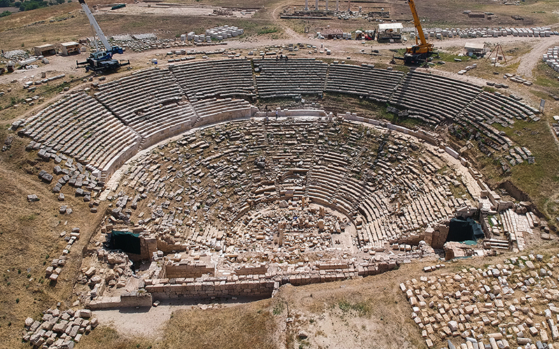 Laodikya Batı Tiyatrosu restorasyonu 2021’de tamamlanacak