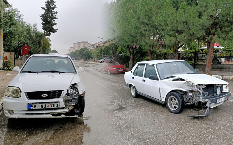 2 otomobilin çarpıştığı kazada 3 kişi yaralandı