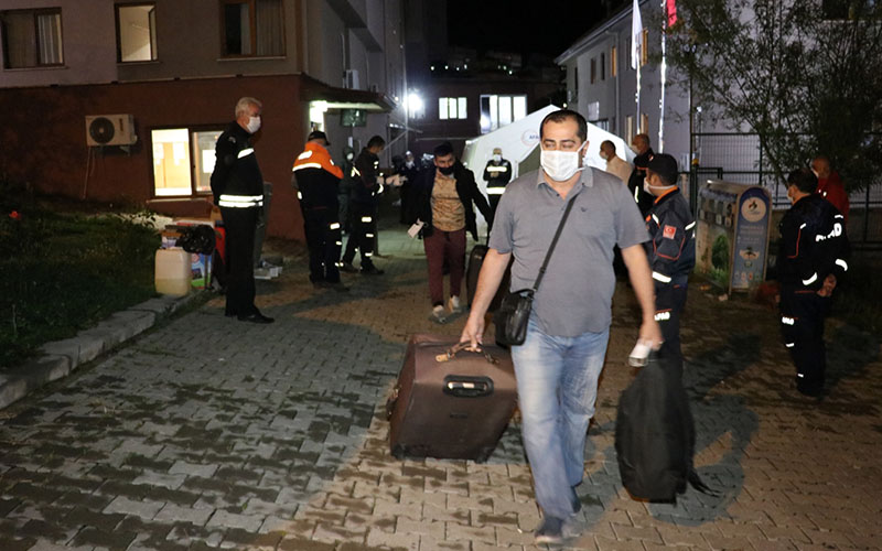 Karantina sürecini tamamlayan 168 kişi evlerine uğurlandı