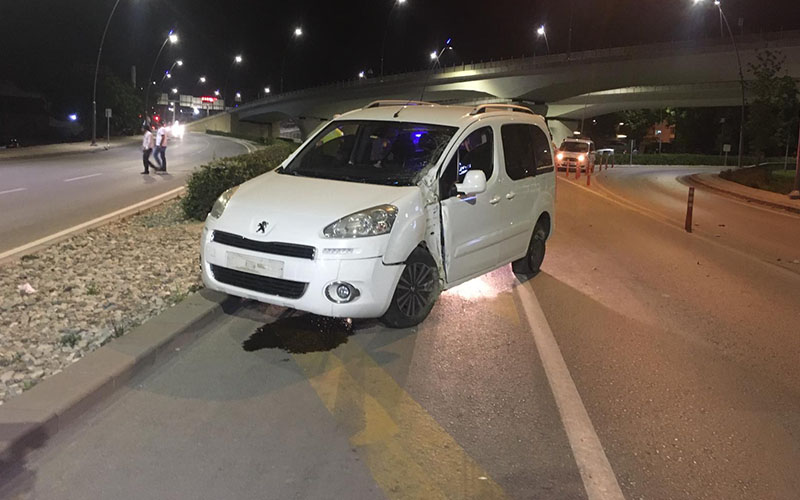 Polisten kaçarken kaza yaptı, 10 bin lira da para cezası yedi