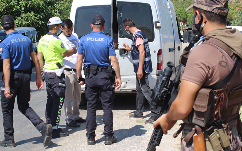 Polisten huzur ve güven operasyonu