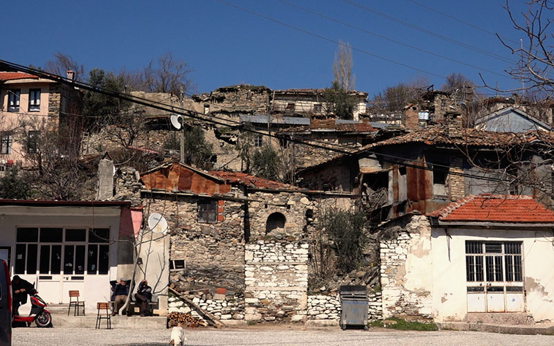Helenistik dönemde kurulan antik kentte yaşam devam ediyor