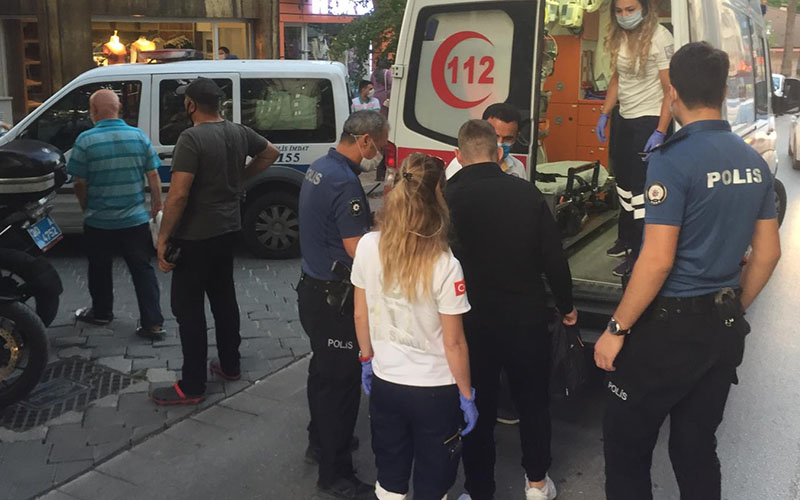 “Yan baktın” tartışması kavgaya dönüştü:2 yaralı, 3 gözaltı
