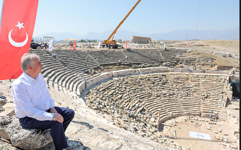 Laodikya Batı Tiyatrosu’nda restorasyon bu yıl tamamlanacak