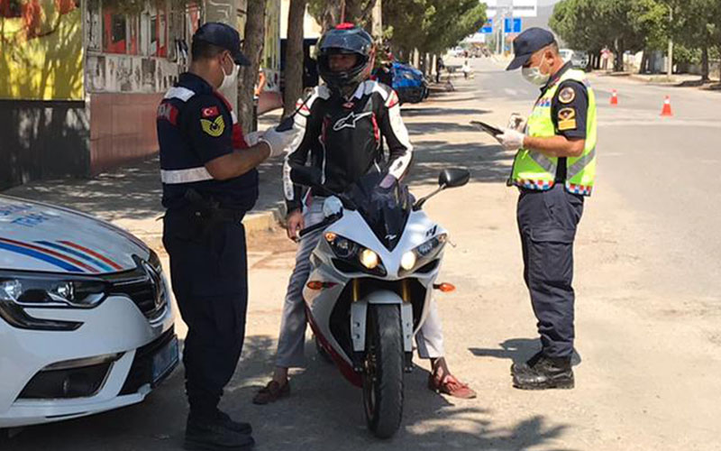 Jandarmadan il genelinde motosiklet ve kask denetimi