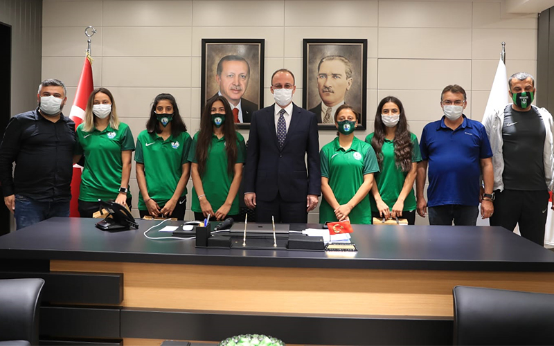 Örki, Horozkentspor’un 5 oyuncusunu ağırladı