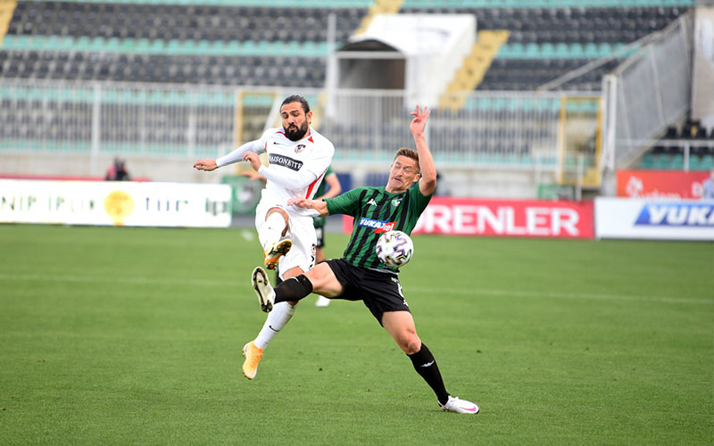 Denizlispor evinde kaybetmeyi sürdürdü: 0-1
