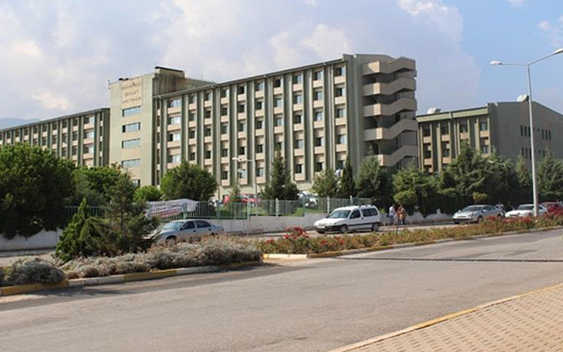 Servergazi Devlet Hastanesine hasta kabulü durduruldu