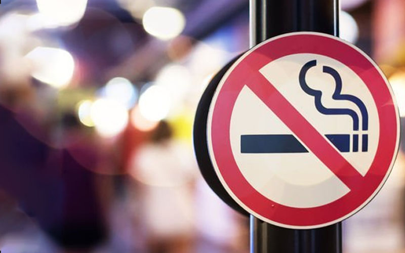 Bazı caddelerde sigara içmek yasaklandı