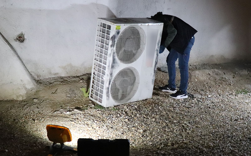 Vatandaşlar hırsızları sopayla kovaladı