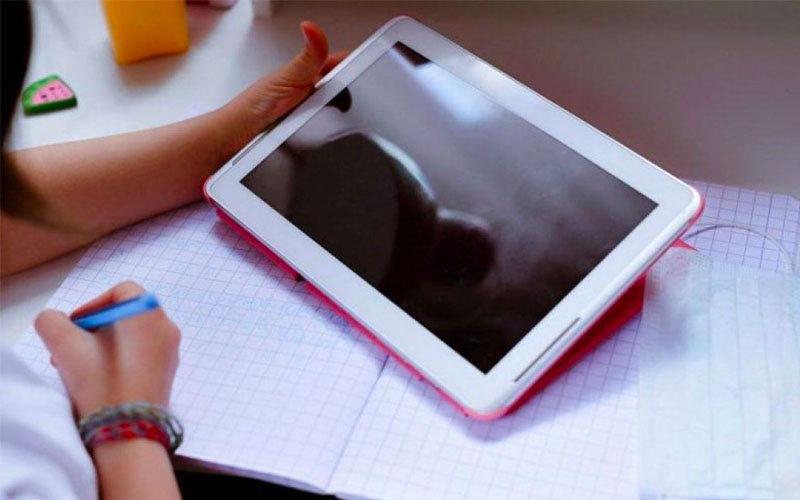Avrupa’daki Denizlililerden 1 Aile 1 Tablet Kampanyası