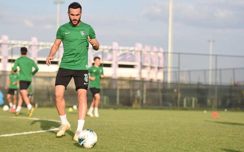 Denizlispor’da Oğuz Yılmaz, süresiz kadro dışı bırakıldı
