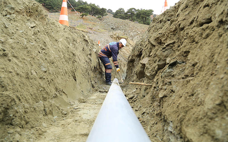 DESKİ, 3 yeni su kaynağı için 9 bin metre iletim hattı döşeyecek