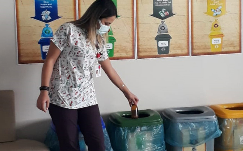 Denizli’deki 5 kamu hastanesine sıfır atık belgesi