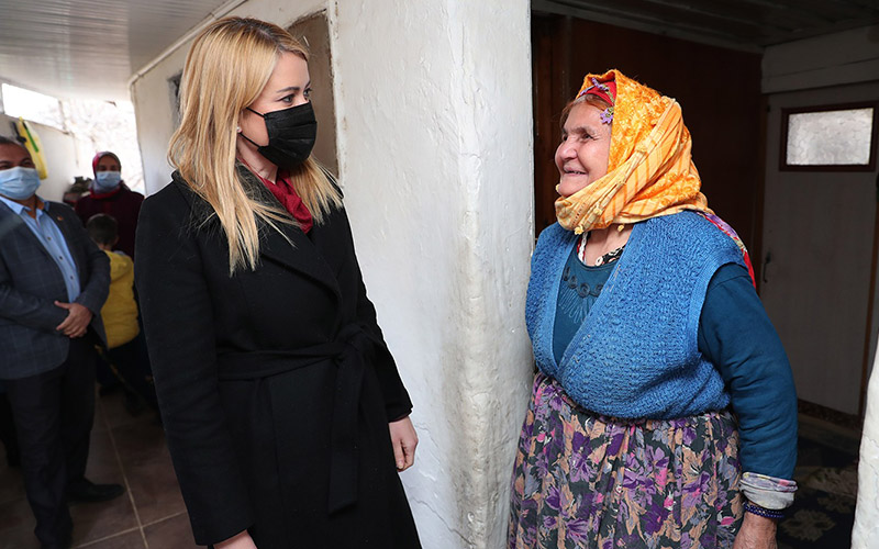 Merkezefendi Belediyesinden ‘Çare Kapınızda’ projesi