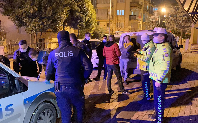 Dur ihtarına uymayıp kaçan sürücüye 22 bin lira ceza