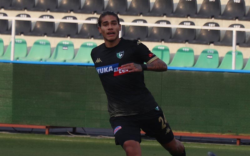 Denizlispor’da Arjantinli futbolcu Varela ile yollar ayrıldı
